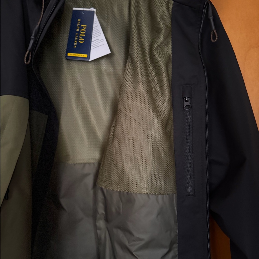 NWT Polo Ralph Lauren Men’s Hooded Windbreaker - Picture 3 of 7